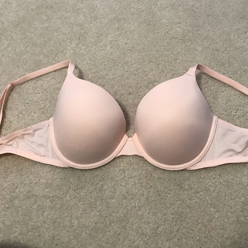 PINK wear everywhere push-up.